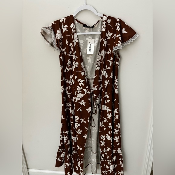 Brown floral wrap dress - Picture 1 of 2
